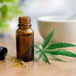 Huile de cbd pressée à froid pharmacie : comment bien la choisir et l’utiliser